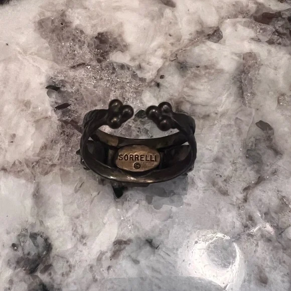 Sorrelli Adjustable 5 Stone Ring - Picture 5 of 8